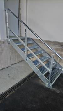 Verzinkte Stahlwangen Treppe